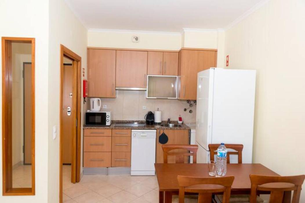 דירות Tac - Alcantarilha House מראה חיצוני תמונה